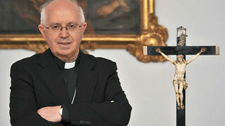 Monseñor Julián Barrio, arzobispo de Santiago