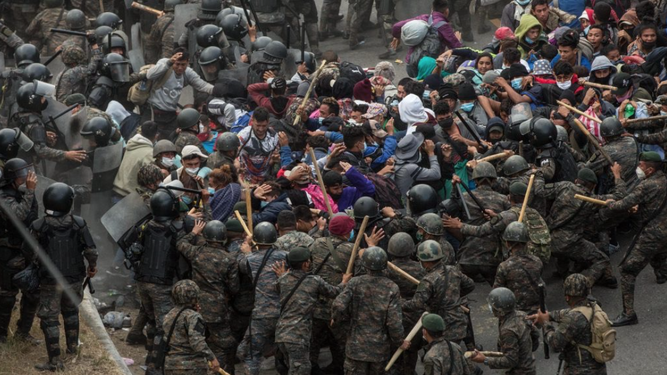 Represión policial migrantes en Guatemala