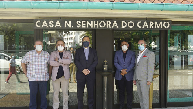 Entrega del dispensador en Fátima