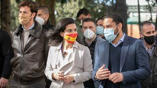 Mal recibimiento de los vecinos de Ripoll a Vox