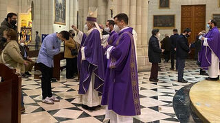 Misa en la Almudena de inicio de la Cuaresma