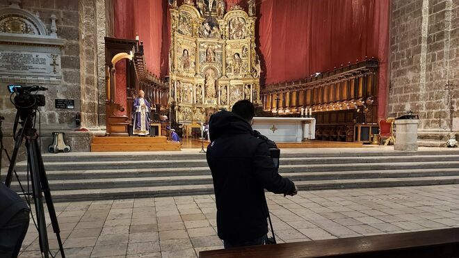 Blázquez, solo, en la misa del Miércoles de Ceniza