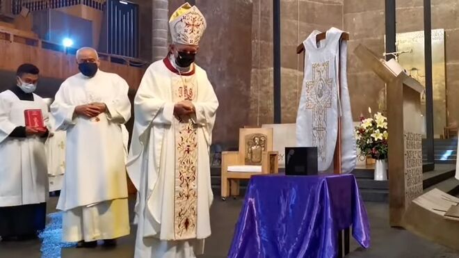 Cuando el obispo lloró por sus sacerdotes…