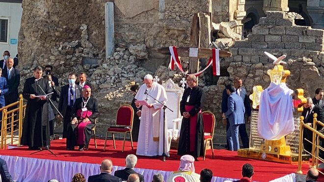 Francisco ora por las víctimas del odio en Mosul