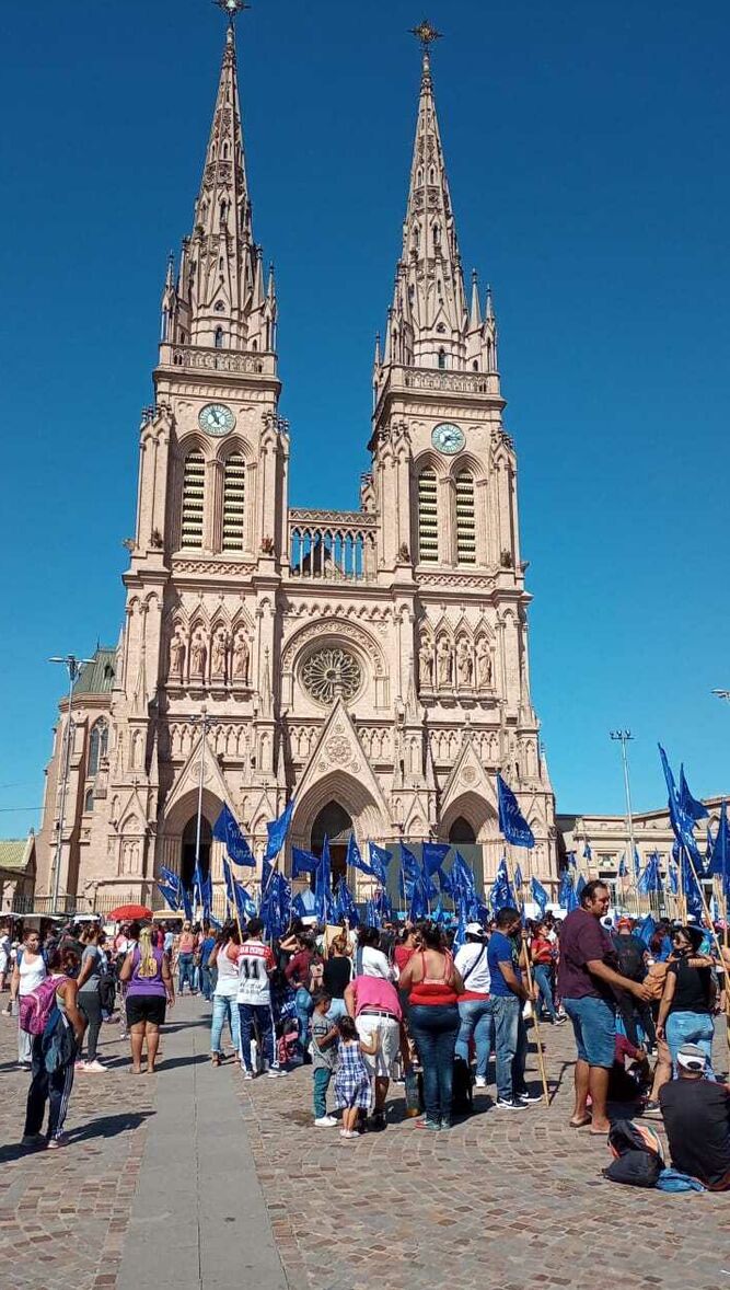 Luján