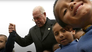 Lucho Bambarén, una vida entregada