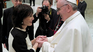 Cristina del Olmo con el papa Francisco