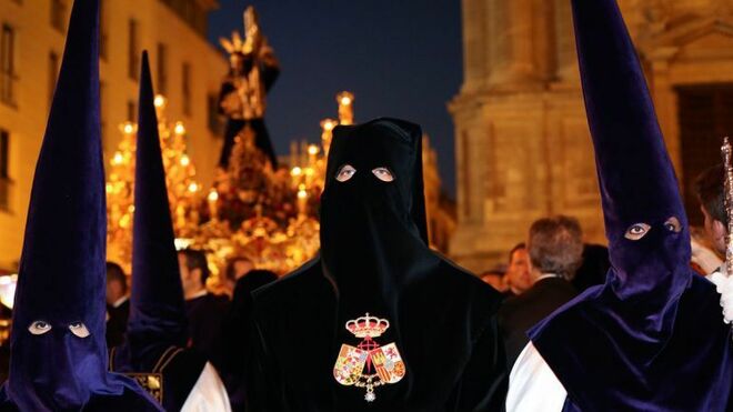 Jesús 'el Rico' libera, por primera vez, a tres presos indultados por el Gobierno