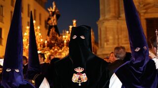 Jesús 'el Rico' libera, por primera vez, a tres presos indultados por el Gobierno