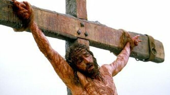 En el Crucificado, Dios cedió sus derechos a los pobres