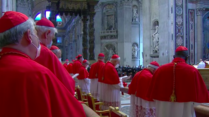 Los cardenales, junto al Papa