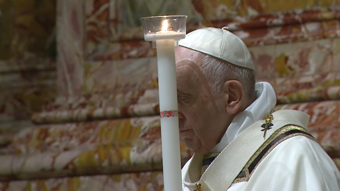 El Papa y su vela