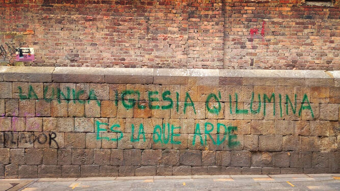 "La única Iglesia que ilumina es la que arde"
