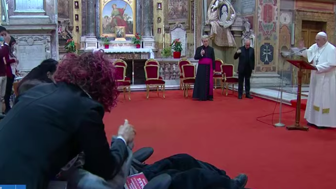 Francisco, en el Regina Coeli