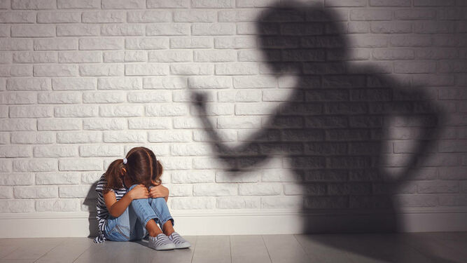 La ley de la Infancia se convierte en realidad: España pone coto a los pederastas y abusadores
