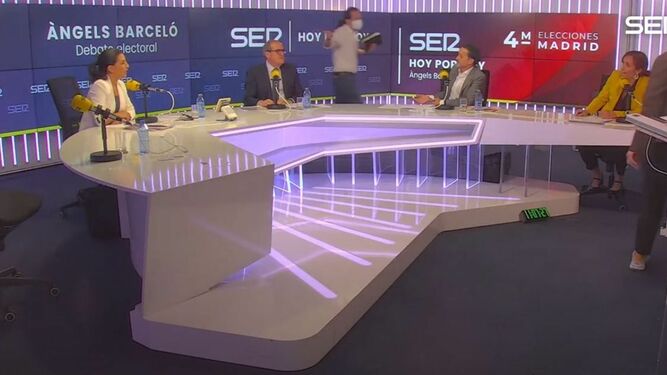 Iglesias abandona el debate de la SER
