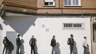 Colas del hambre en España