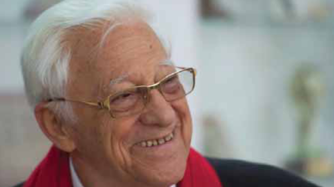 Padre Ángel, presidente de Mensajeros de la Paz