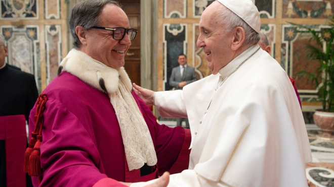 El Papa saluda a Arellano