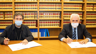 Joseba Segura y el rector de Deusto