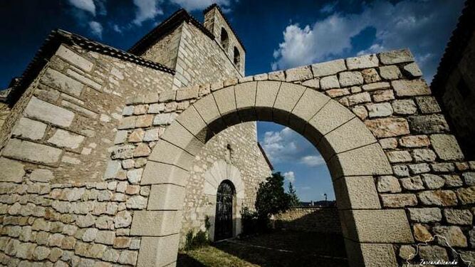 Poyatos, uno de los pueblos a su cargo
