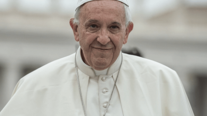 El Papa Francisco promueve el hashtag #UnaVacunaparalosPobres