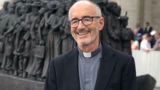 Michael Czerny: “Las iglesias deben ser percibidas como lugares que alientan la campaña de vacunación”