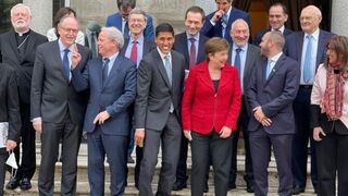 Secretario de Hacienda de AMLO participa en Cumbre vaticana