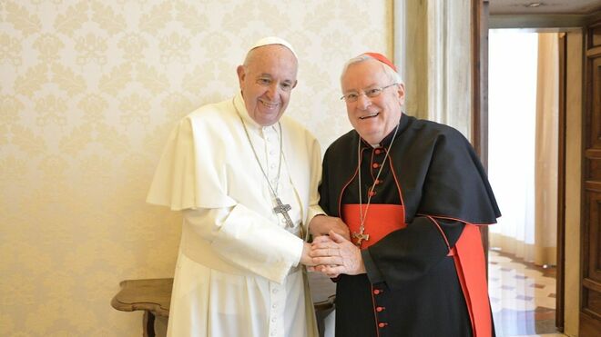 Francisco con el cardenal Gualtiero Bassetti, Presidente de la CEI