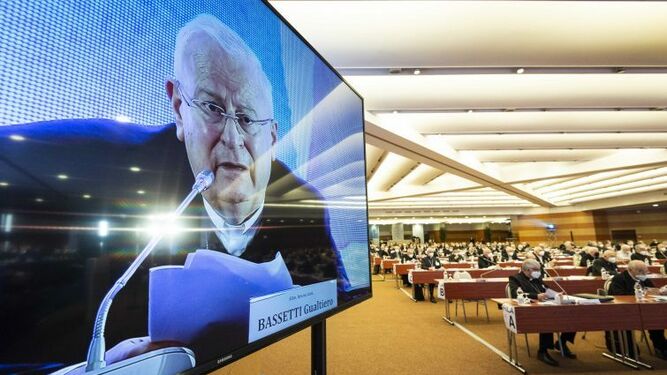 Bassetti durante la 74ª asamblea de Obispos Italianos.