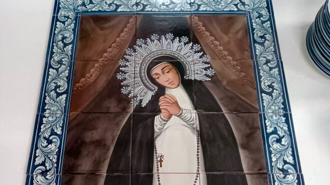 La Virgen de la Paloma vuelve a la calle, cuatro meses después de la explosión