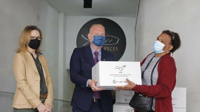 La Fundación Pan y Peces recibe la donación de la FICRT