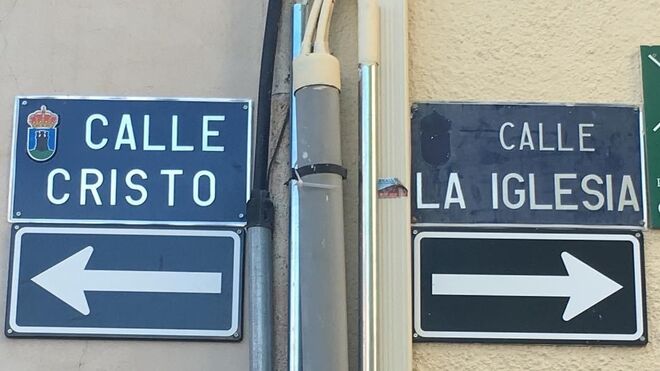 ¿Caminos opuestos?