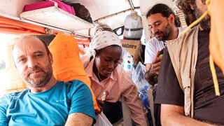 A bordo del "Ruah Sumak Kawsay"