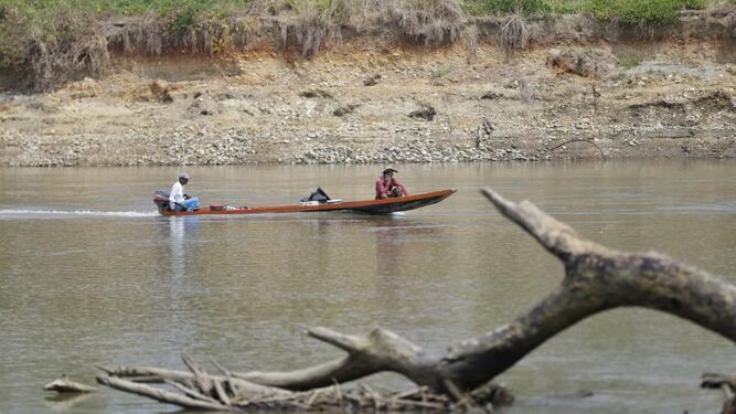 Pescadores del río Cauca