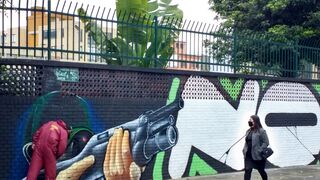 Intervención artística contra la represión (Bogotá)