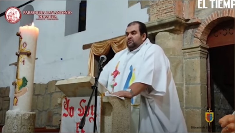 sacerdote colombiano contra la reforma tributaria