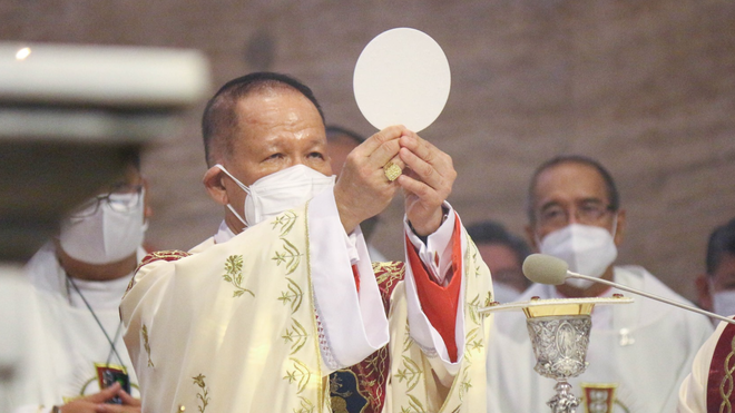 El cardenal Advíncula
