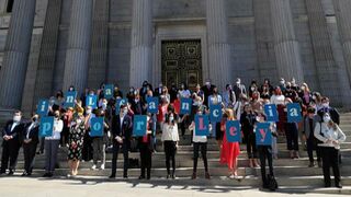 La ley de protección a la infancia ya es una realidad en España