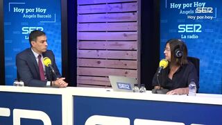 Pedro Sánchez, con Àngels Barceló en la Ser