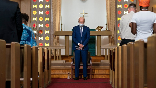 Biden, en la iglesia