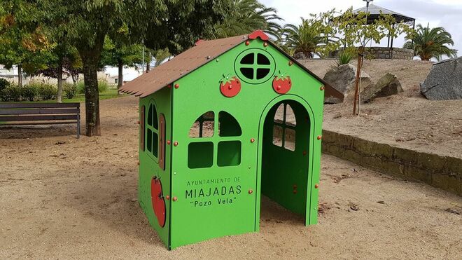 Los niños de pueblo escriben un libro a 'Nuestro amigo Jesús'
