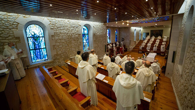 Eucaristía y laudes