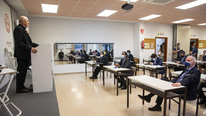 El curso ha sido celebrado en el Real Centro Universitario María Cristina de San Lorenzo de El Escorial.