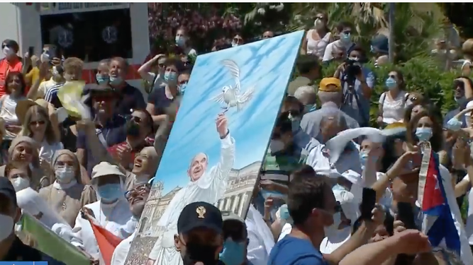 Gente en el Gemelli