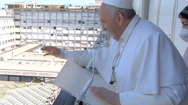 El Papa, en el Gemelli