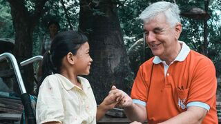 "Kike" Figaredo, SJ,  Prefecto Apostólico de Battambang, Camboya