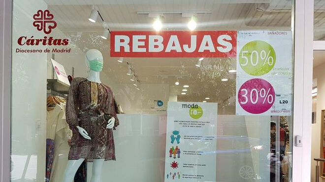 Comienzan rebajas en 'Moda re-', las tiendas de de Madrid