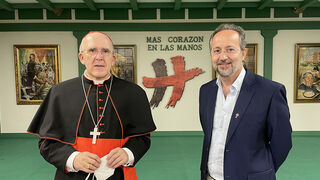 Cardenal Osoro y J C Bermejo en  fiesta de San Camilo