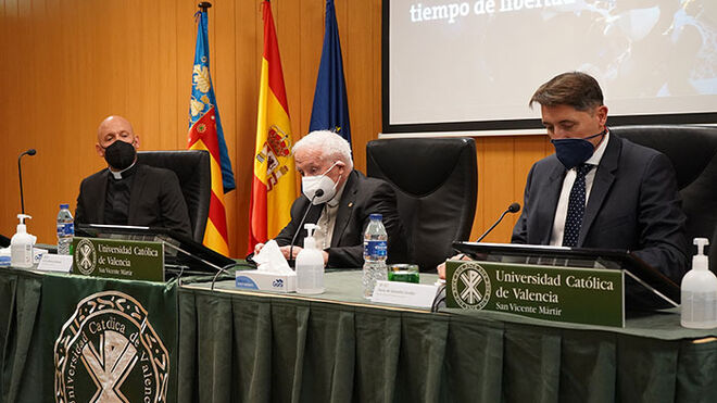 Cañizares: “Hemos de decir claramente que Cuba es una dictadura”